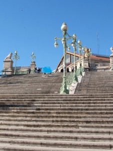 Gezgindir Gezenin adi - Provence baskenti Marsilya foto 10 Gare de Marseille St.Charles