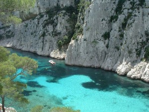 calanque-d-en-vau_bateau-haut (1)